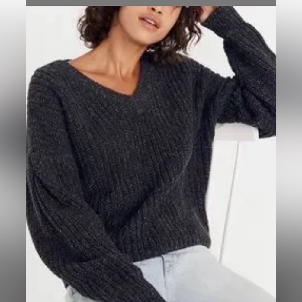 Madewell pleat-sleeved chunky knot cropped sweater